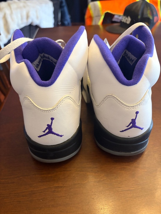 Jordan Other - Jordan Retro Basketball Shoes in White & Purple